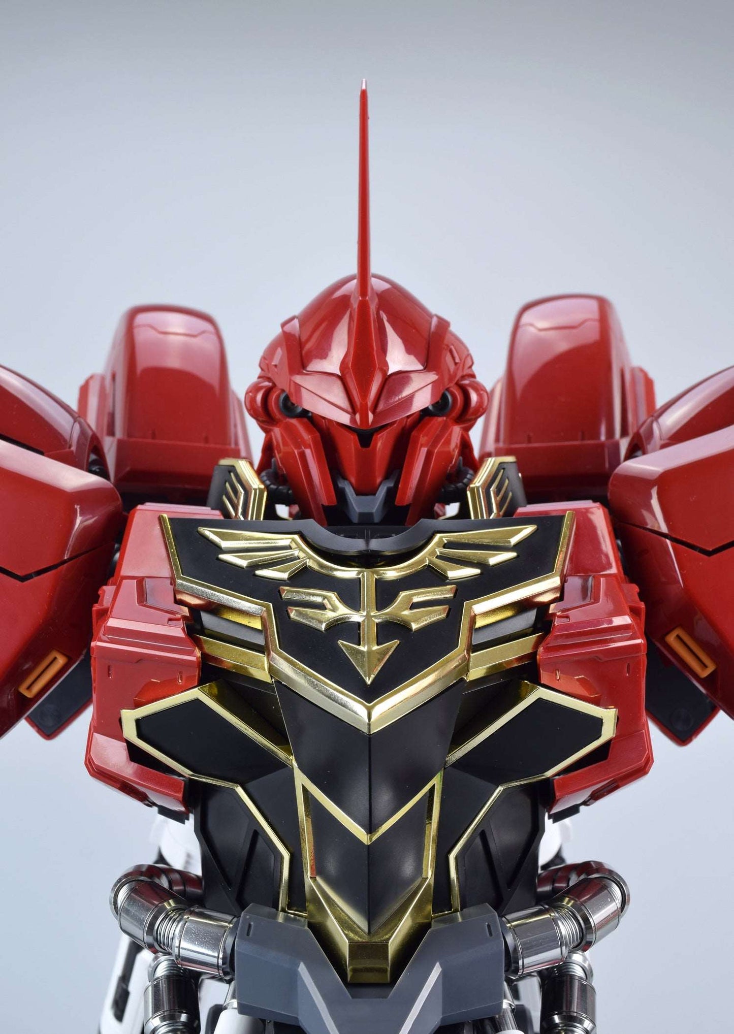 Billion Spark 1/35 Sinanju Gundam Bust