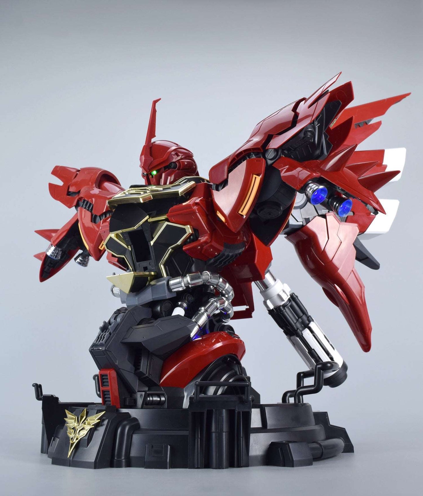 Billion Spark 1/35 Sinanju Gundam Bust